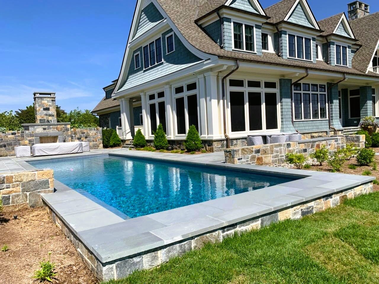 geometric-pool-14