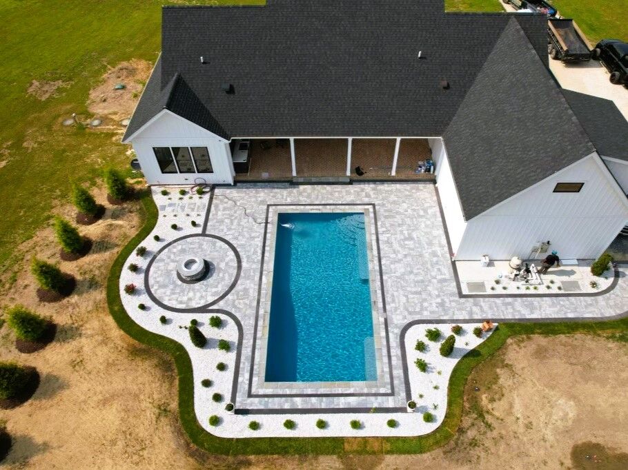 geometric-pool-and-fire-pit-2