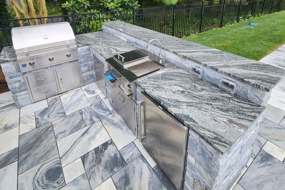 custom outdoor kitchen