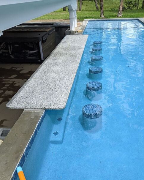 swim up bar submerged seating